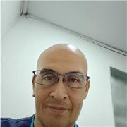 un aventurero soñador quisiera dar clase a adoslecentes